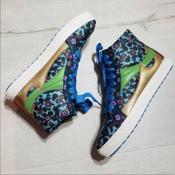 âSOLDâđĽLAST ONEđĽCOACH Floral Gold Leather Hi Tops SZ 6 - Picture 1 of 8